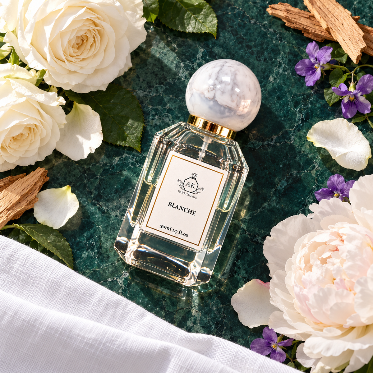 Blanche – Eau de parfum AK FRAGRANCES, vue 2